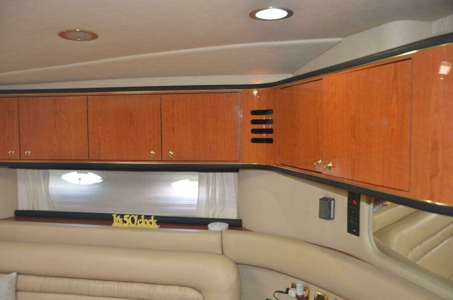 Sea Ray 46 4 RICH-SHER OR POORER - Salon