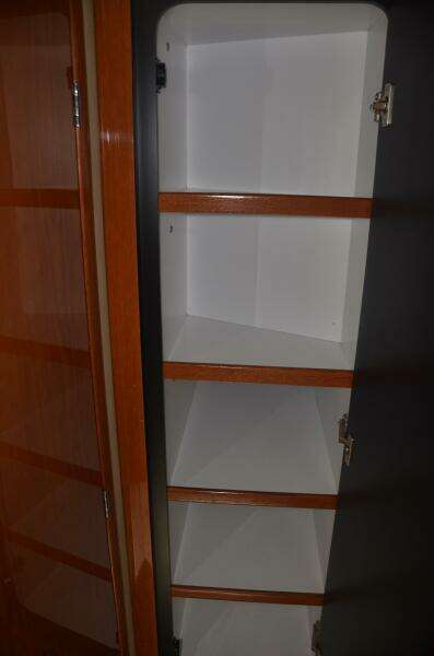 Sea Ray 46 4 RICH-SHER OR POORER - Master Stateroom