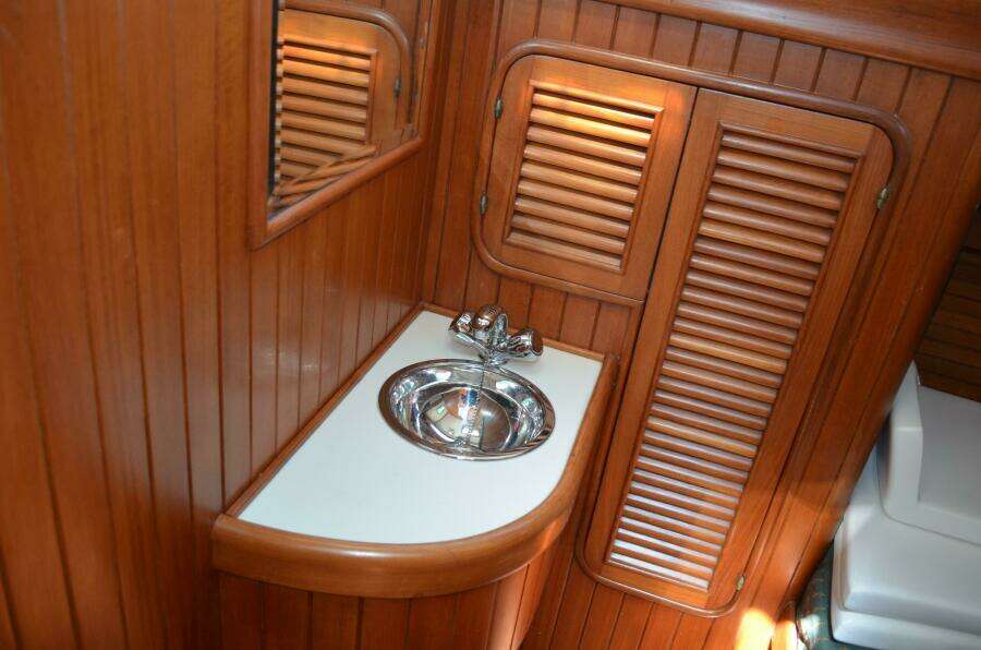 Fleur De Lys 43ft Hans Christian Yacht For Sale