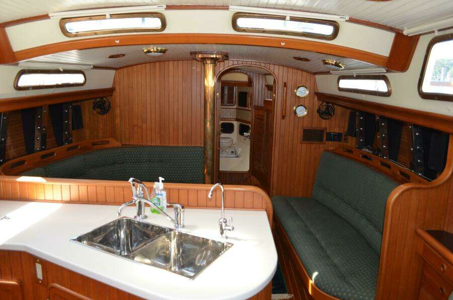 Fleur De Lys 43ft Hans Christian Yacht For Sale