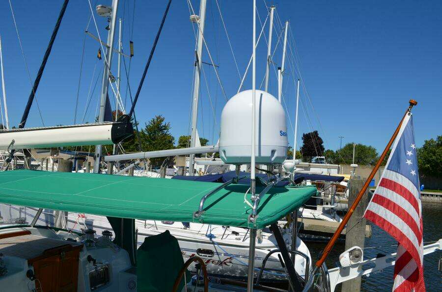 Fleur De Lys 43ft Hans Christian Yacht For Sale