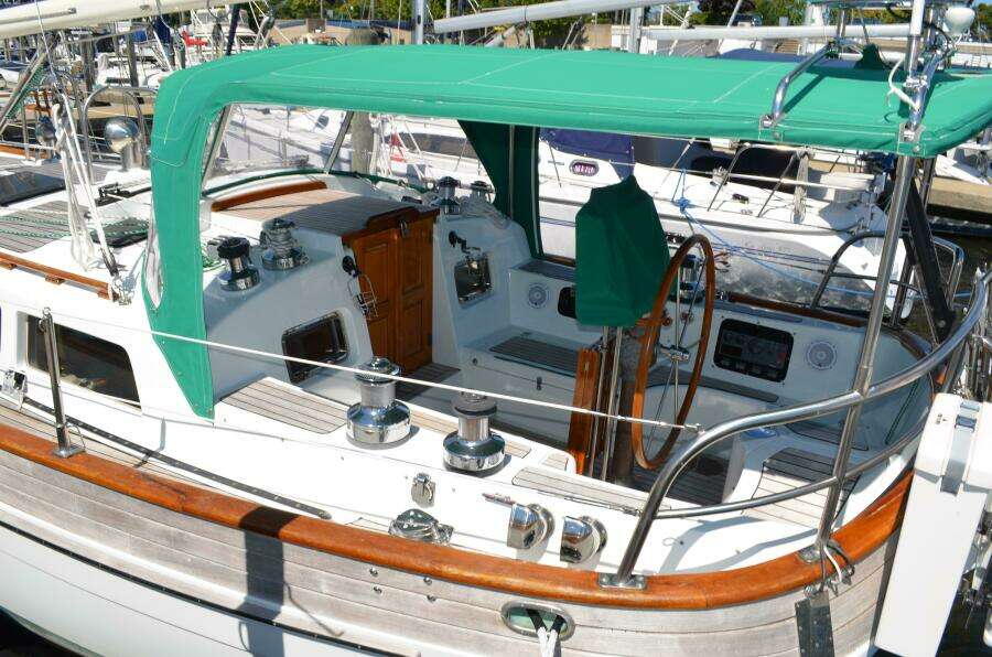 Fleur De Lys 43ft Hans Christian Yacht For Sale