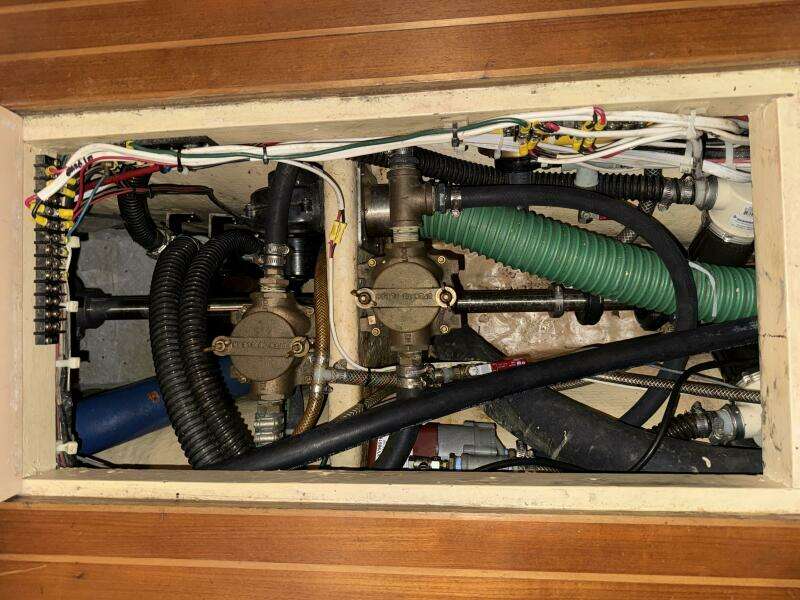 Fleur De Lys 43ft Hans Christian Yacht For Sale