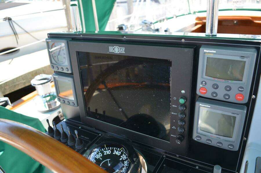 Fleur De Lys 43ft Hans Christian Yacht For Sale