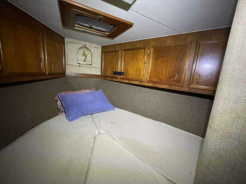 40ft Egg Harbor Yacht For Sale