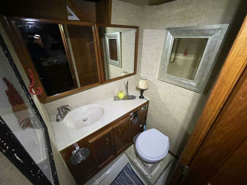 40ft Egg Harbor Yacht For Sale