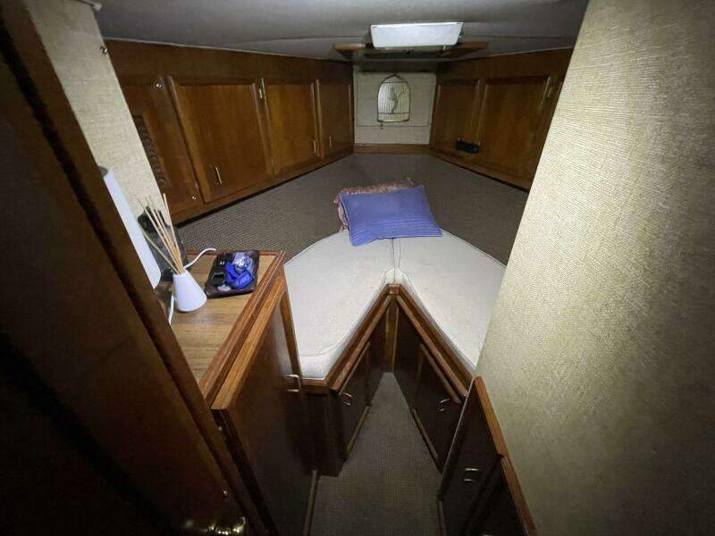 40ft Egg Harbor Yacht For Sale