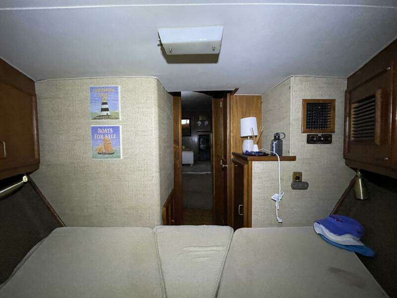 40ft Egg Harbor Yacht For Sale