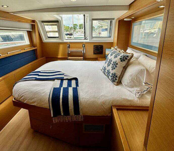 ANDROMEDA 62ft Lagoon Yacht For Sale