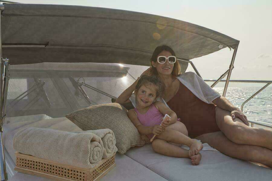 2026 49 Prestige F4 Flybridge - Bow Sistership