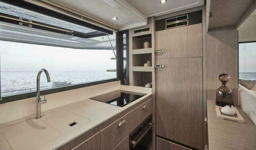 2026 49 Prestige F4 Flybridge - Galley Sistership