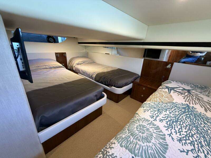 40ft Riviera Yacht For Sale