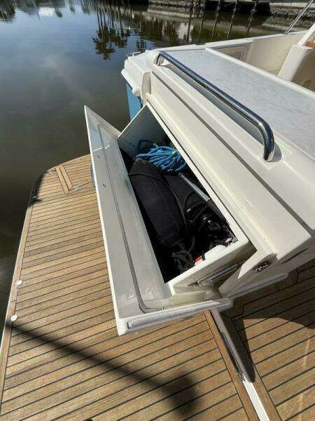 40ft Riviera Yacht For Sale