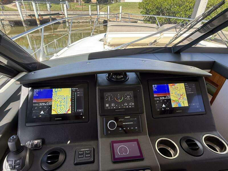 40ft Riviera Yacht For Sale