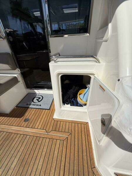 40ft Riviera Yacht For Sale