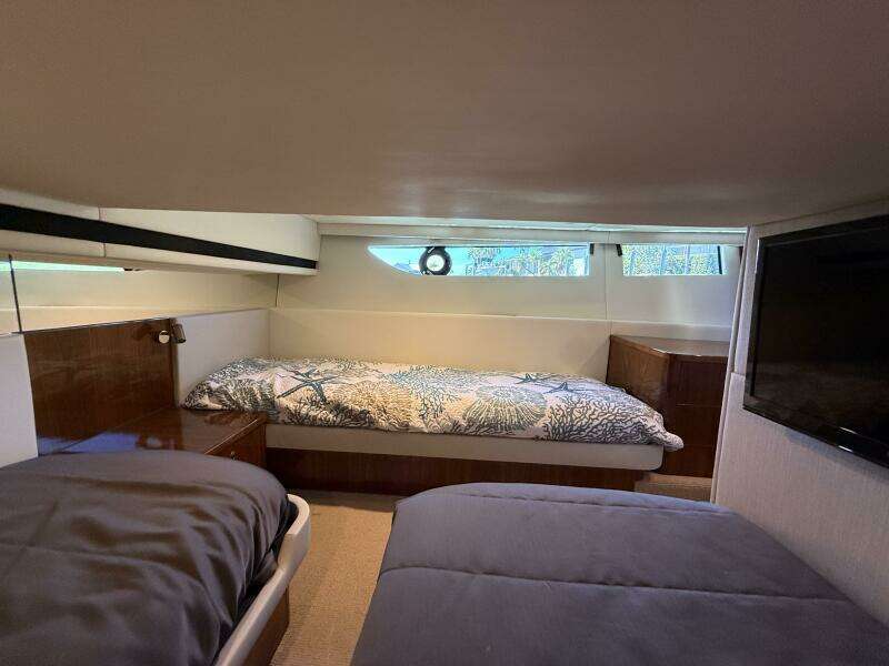 40ft Riviera Yacht For Sale