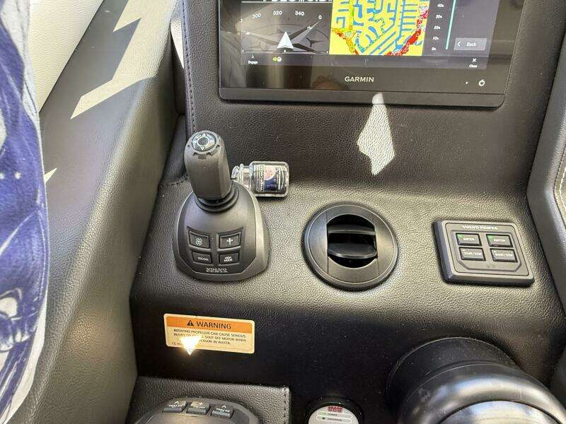 40ft Riviera Yacht For Sale