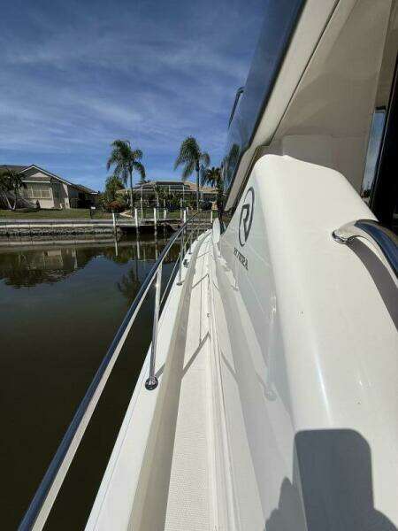 40ft Riviera Yacht For Sale