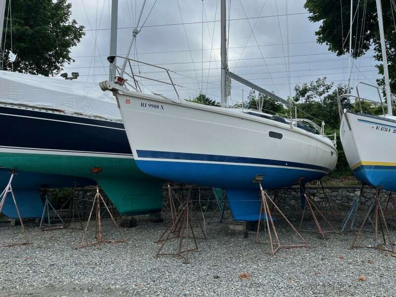 Paper Chase 34ft Hunter Yacht For Sale