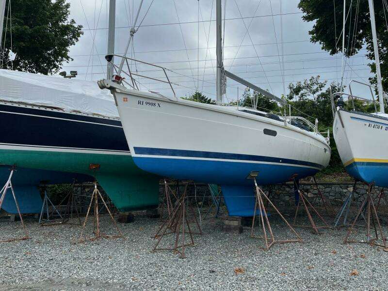 Paper Chase 34ft Hunter Yacht For Sale