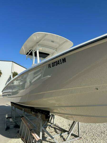 27ft Boston Whaler Yacht For Sale