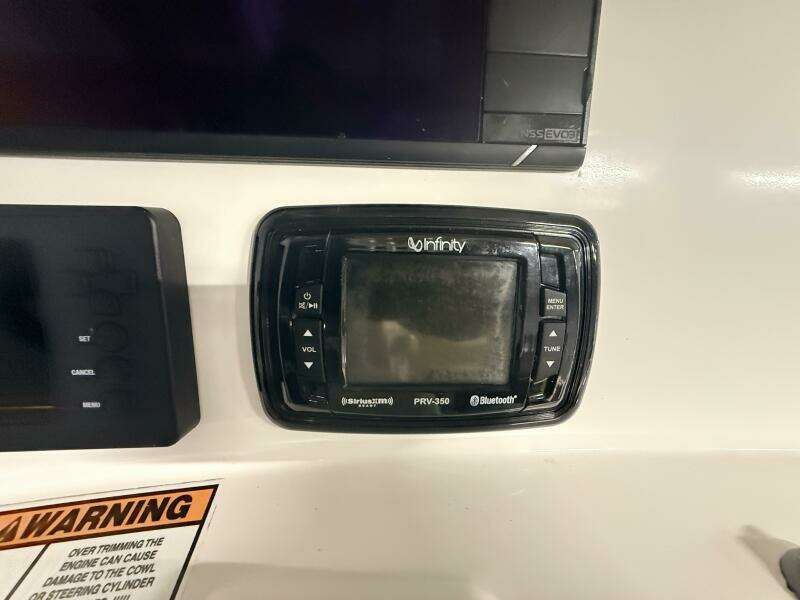 28ft NauticStar Yacht For Sale