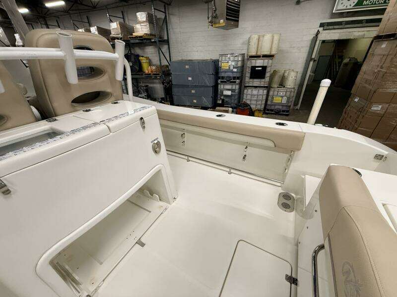 28ft NauticStar Yacht For Sale