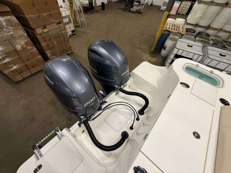 28ft NauticStar Yacht For Sale