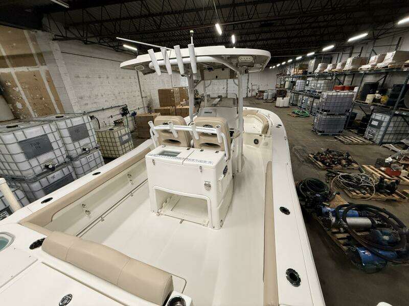 28ft NauticStar Yacht For Sale