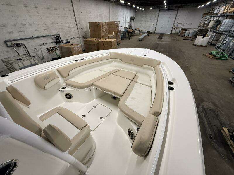 28ft NauticStar Yacht For Sale