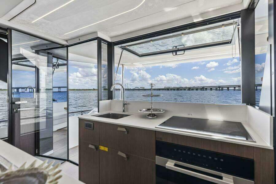 2026 Prestige F5.7 Flybridge - Galley