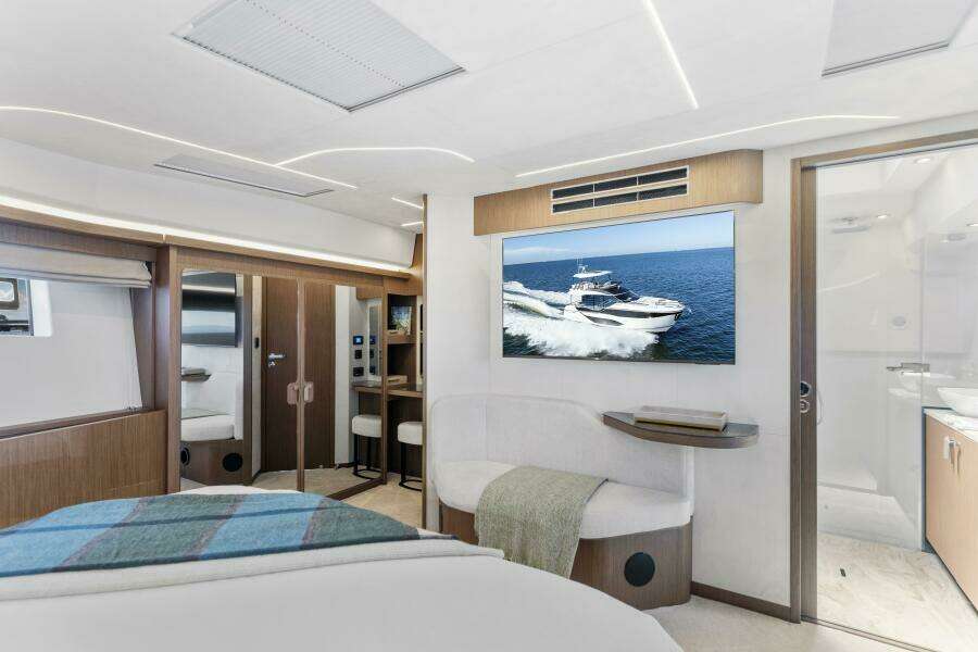 2026 Prestige F5.7 Flybridge - Master Suite