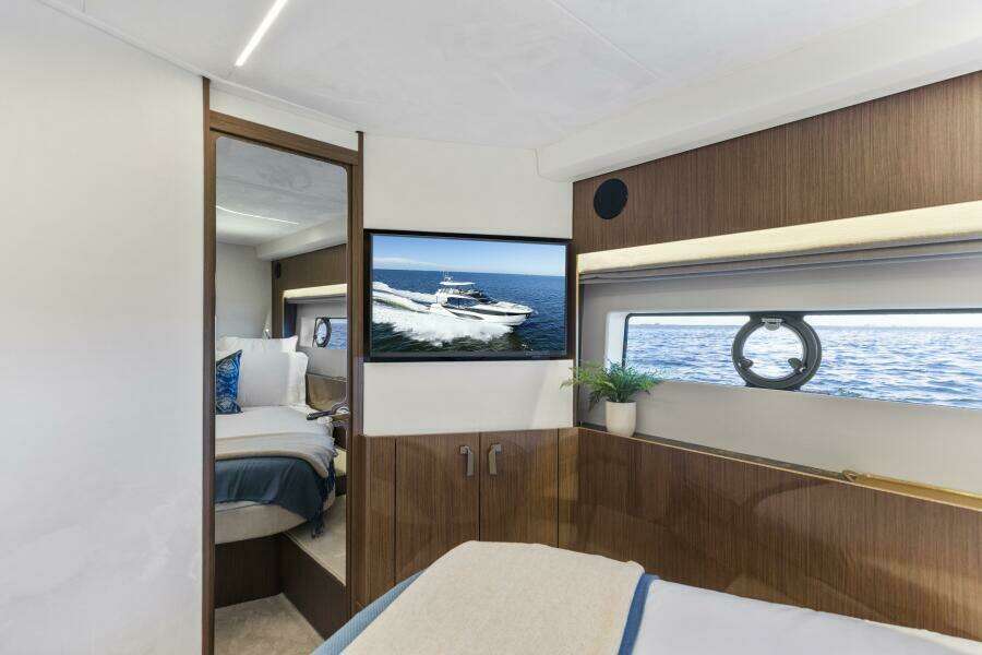 2026 Prestige F5.7 Flybridge - Guest VIP Suite