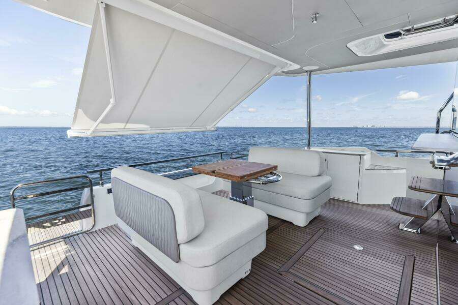 2026 Prestige F5.7 Flybridge - Aft Deck