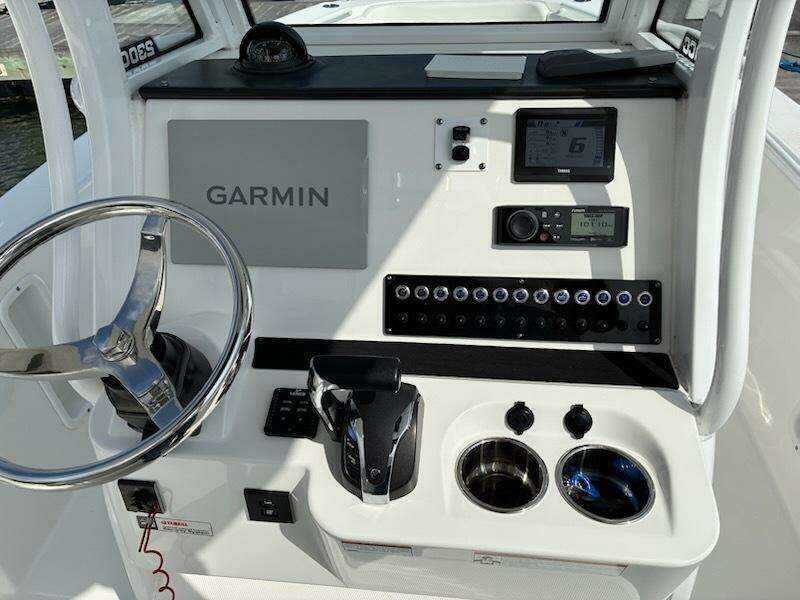 Violet 23ft Edgewater Yacht For Sale