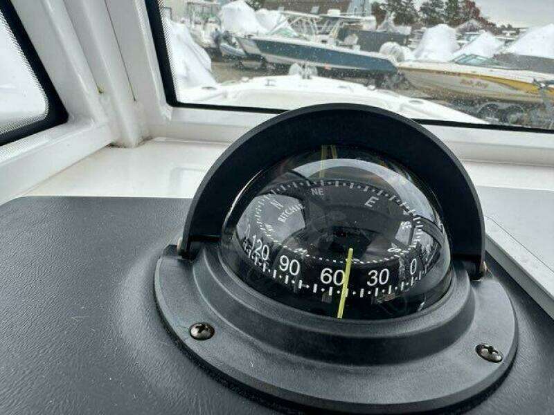 Violet 23ft Edgewater Yacht For Sale