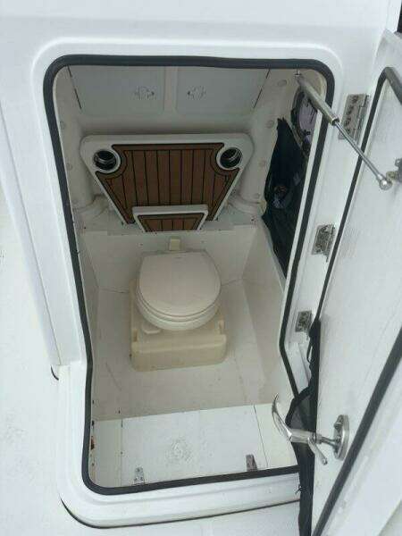 Violet 23ft Edgewater Yacht For Sale