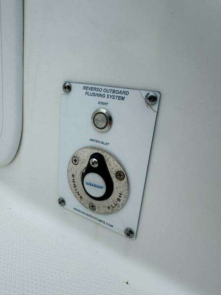 Violet 23ft Edgewater Yacht For Sale