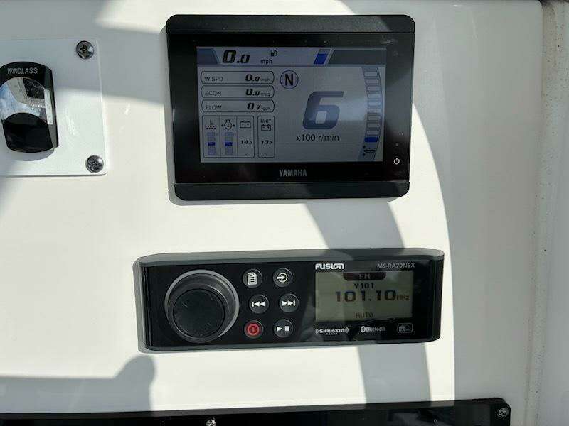 Violet 23ft Edgewater Yacht For Sale