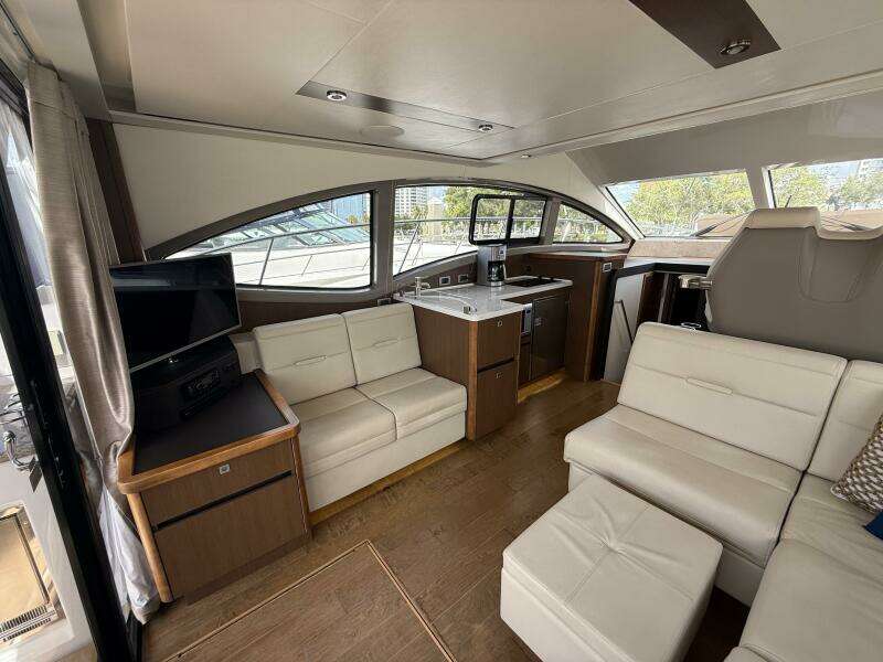 40ft Sea Ray Yacht For Sale