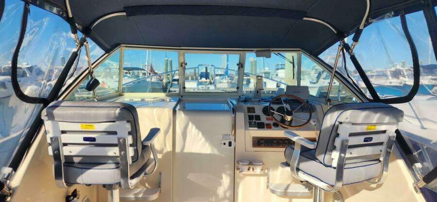 La Dolce Vita 30ft Mainship Yacht For Sale