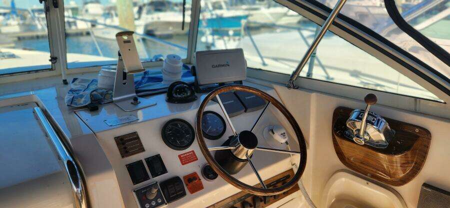 La Dolce Vita 30ft Mainship Yacht For Sale