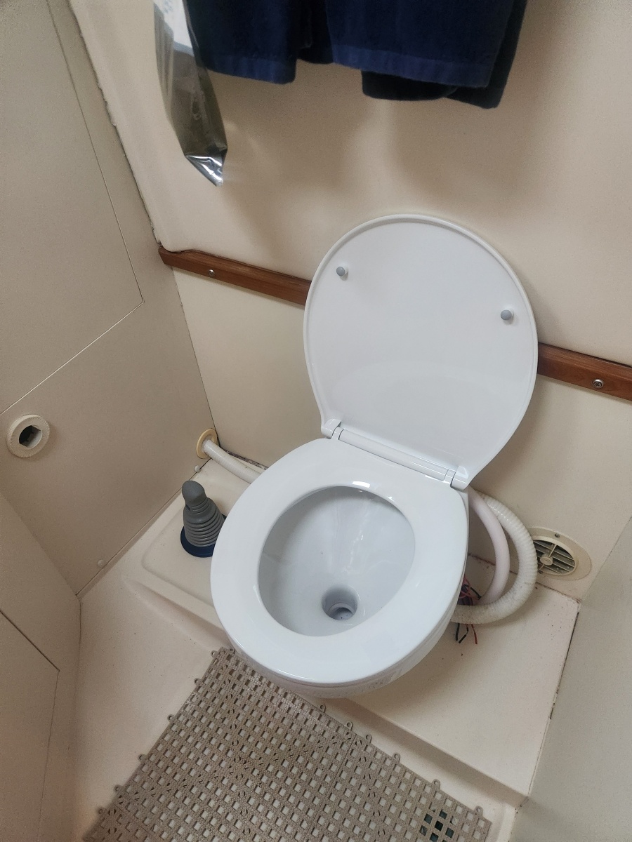 30' 2003 Mainship Pilot 30