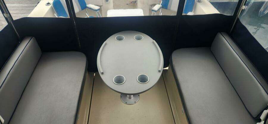 La Dolce Vita 30ft Mainship Yacht For Sale