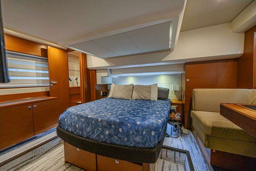 58ft Prestige Yacht For Sale