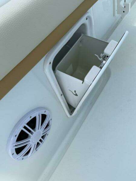 32ft Yellowfin Yacht For Sale