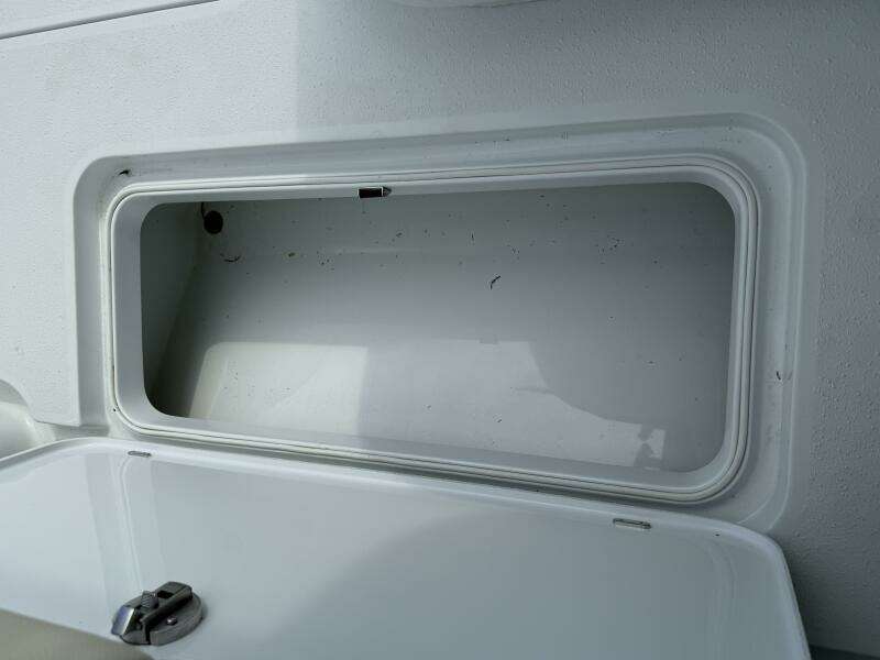 32ft Yellowfin Yacht For Sale