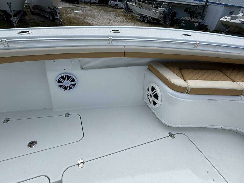 32ft Yellowfin Yacht For Sale