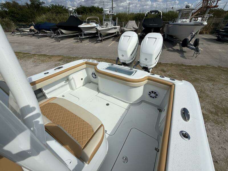 32ft Yellowfin Yacht For Sale