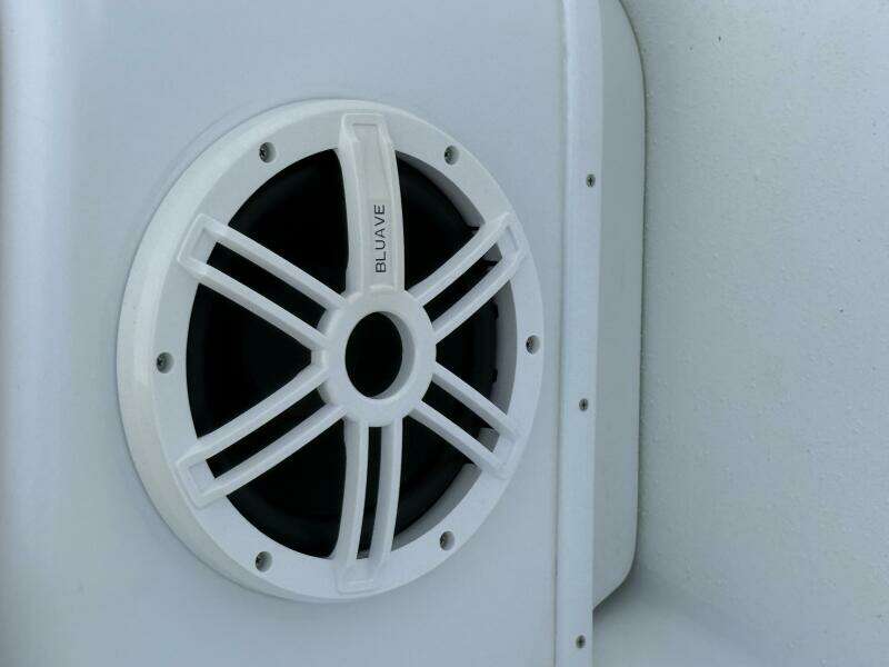 32ft Yellowfin Yacht For Sale